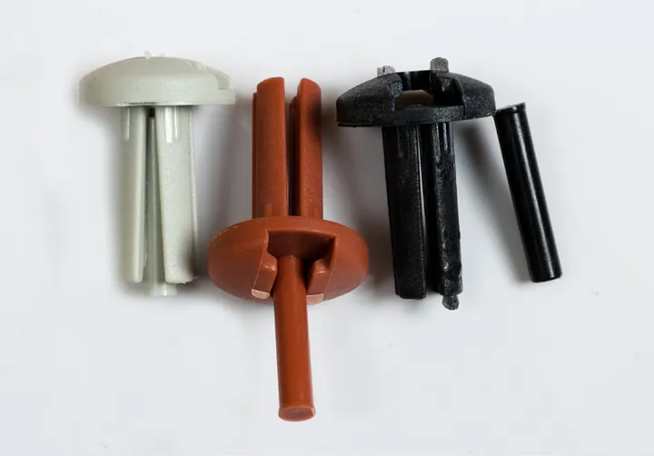 Original catalogue reference for Glass filled nylon insert anchor