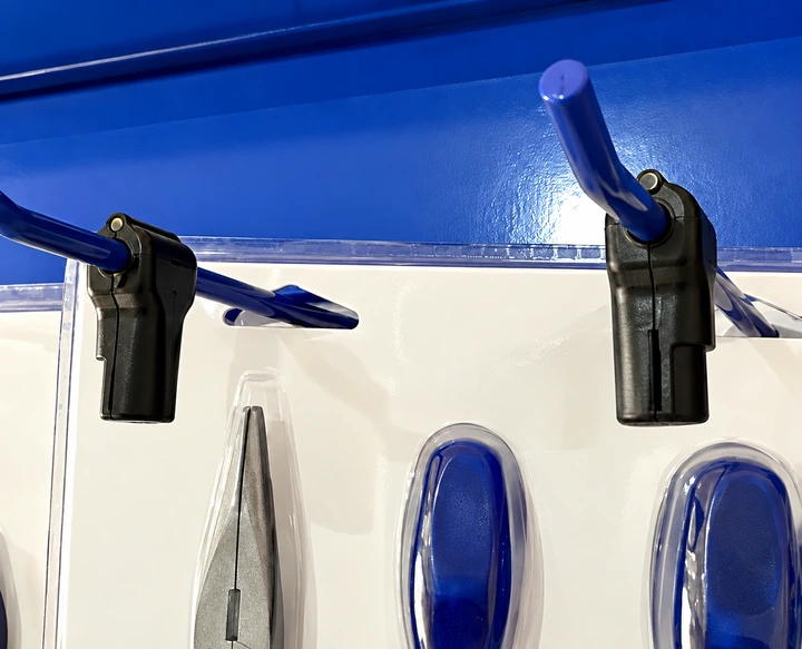 Magnetic stopper/ security lock in use, based on the Springlok catalogue